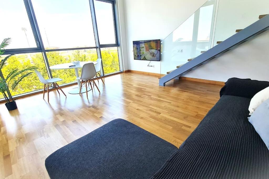 Luxury E-arenas 117 With Terrace In Edificio Arenas Appartement *